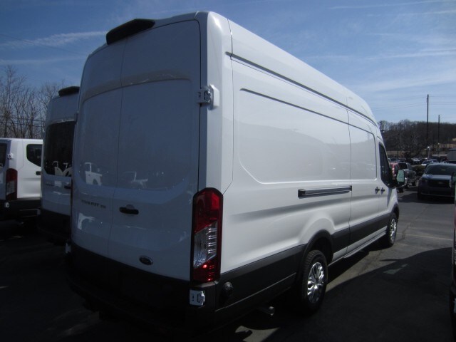2025 Ford Transit Cargo Van photo 4