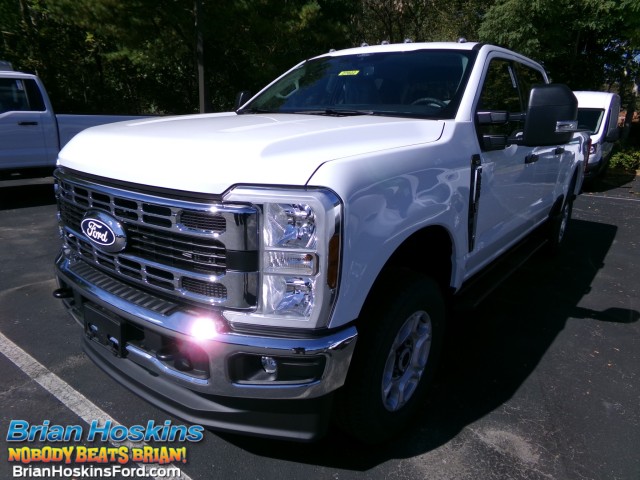 2027 Ford F-250 XLT CrewCab 4x4 Truck Crew Cab