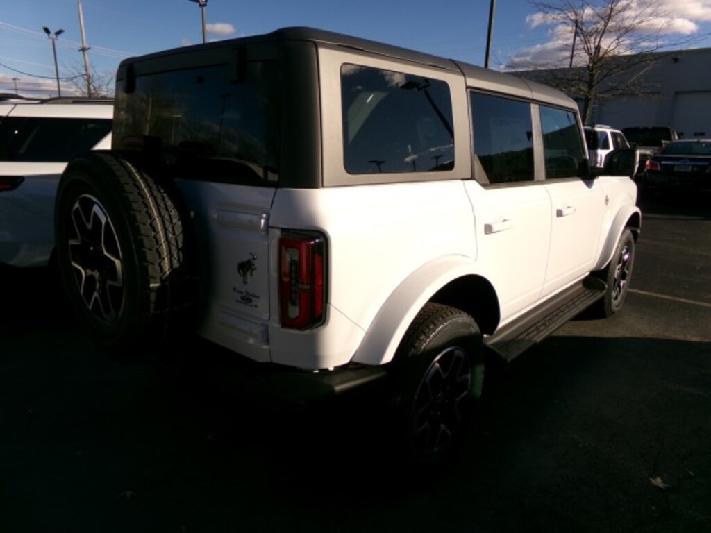 New 2025 Ford Bronco Outer Banks 4 Door 4x4 SUV