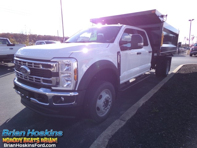 2026 Ford F-450 Super Duty Chassis Cab XL's photo