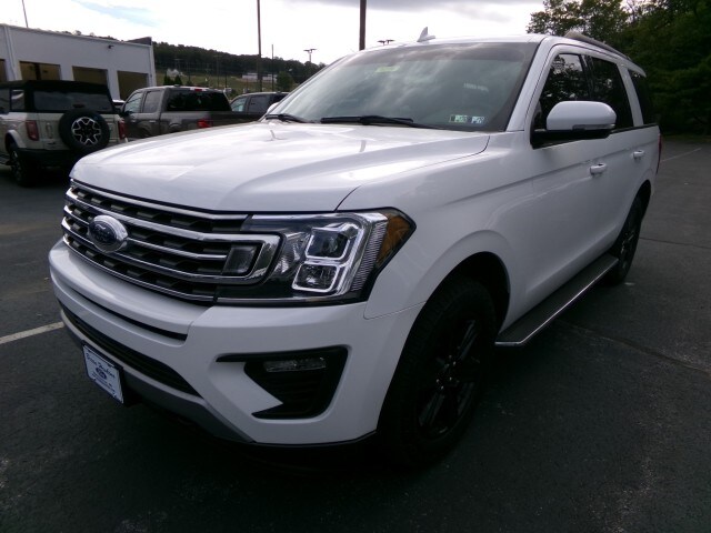 2021 Ford Expedition XLT photo 2