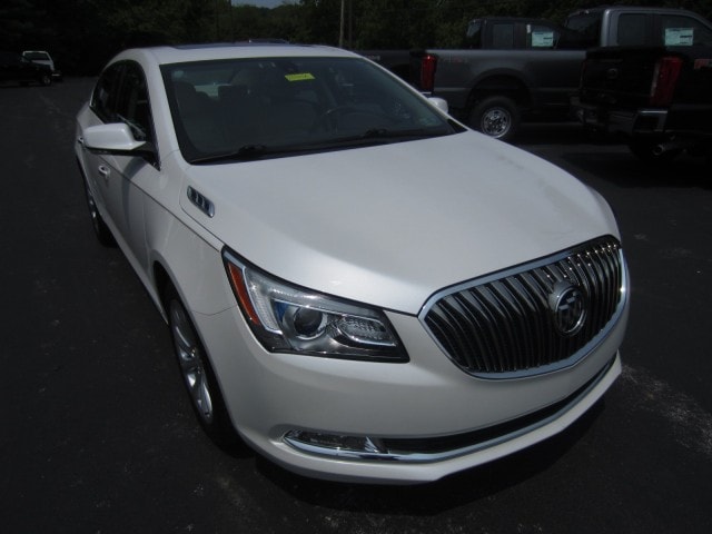 Used 2016 Buick LaCrosse Leather with VIN 1G4GB5G35GF172095 for sale in Coatesville, PA