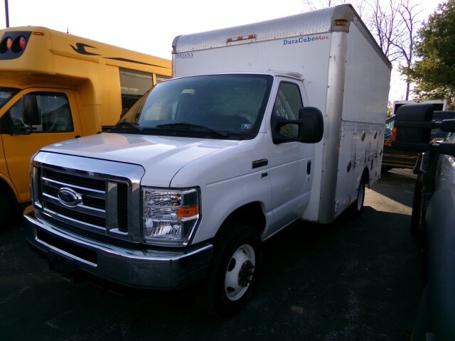 2016 Ford E-350 photo 4