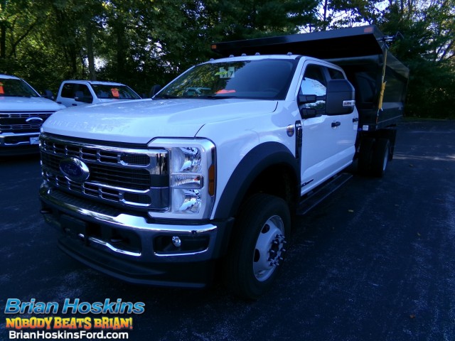 2026 Ford F-450 Landscape Dump Body XL CrewCab 4x4 Truck Crew Cab