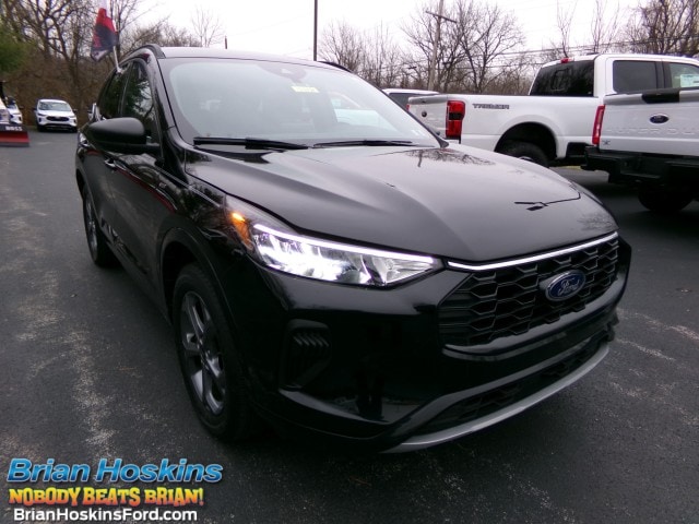 2023 Ford Escape ST-Line's photo