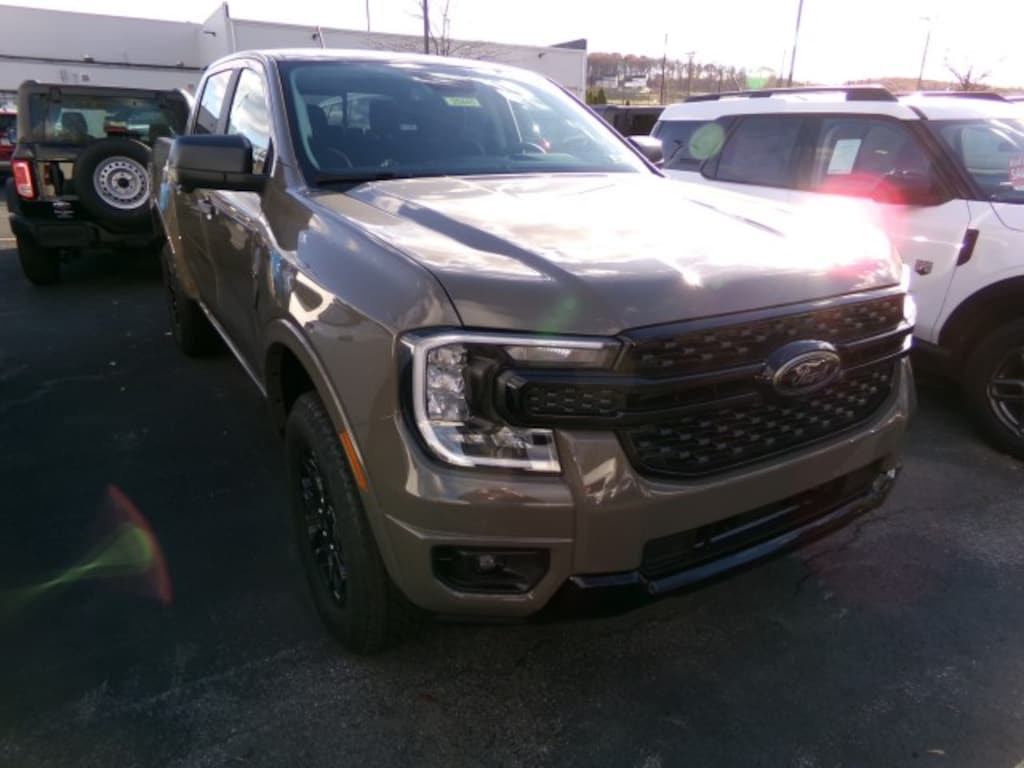 New 2025 Ford Ranger XLT CrewCab 4WD Truck SuperCrew