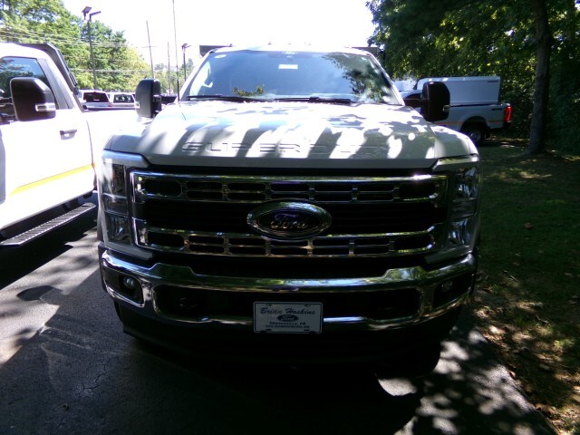 2025 Ford F-450 XL photo 2