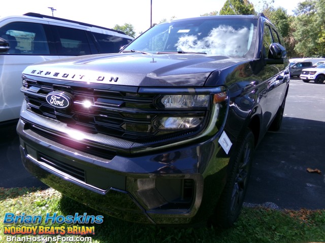 2027 Ford Expedition Platinum Max 4x4 SUV