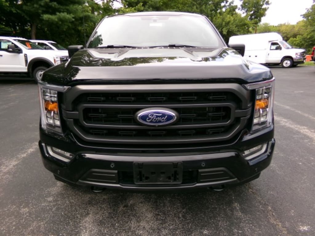 Used 2023 Ford F-150 XLT CrewCab 4xr4 Pickup Truck
