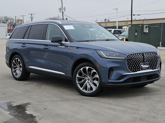 2026 Lincoln Aviator Reserve's photo