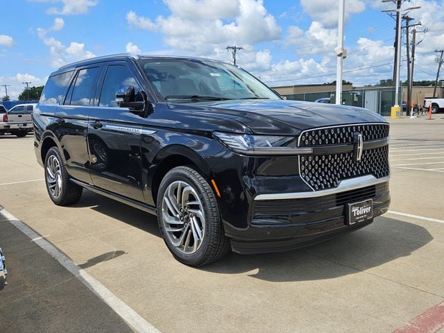 2026 Lincoln Navigator Reserve 4WD's photo