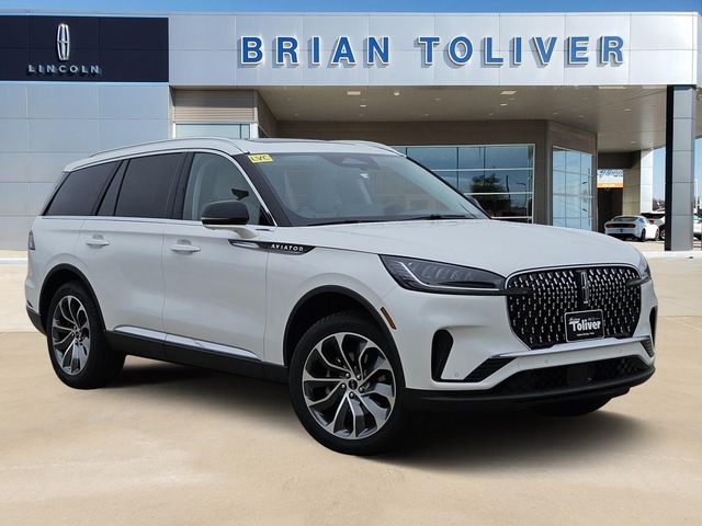 2026 Lincoln Aviator Reserve's photo