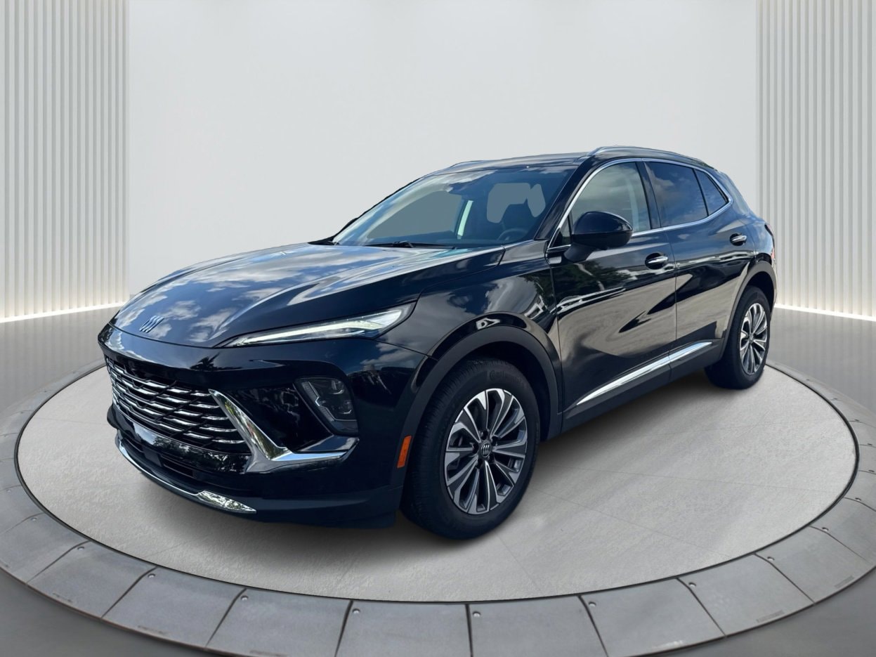 2025 Buick Envision Preferred's photo