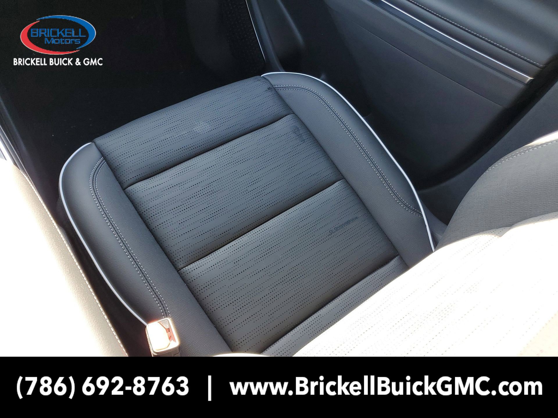 2025 Buick Enclave Sport Touring - Photo 17