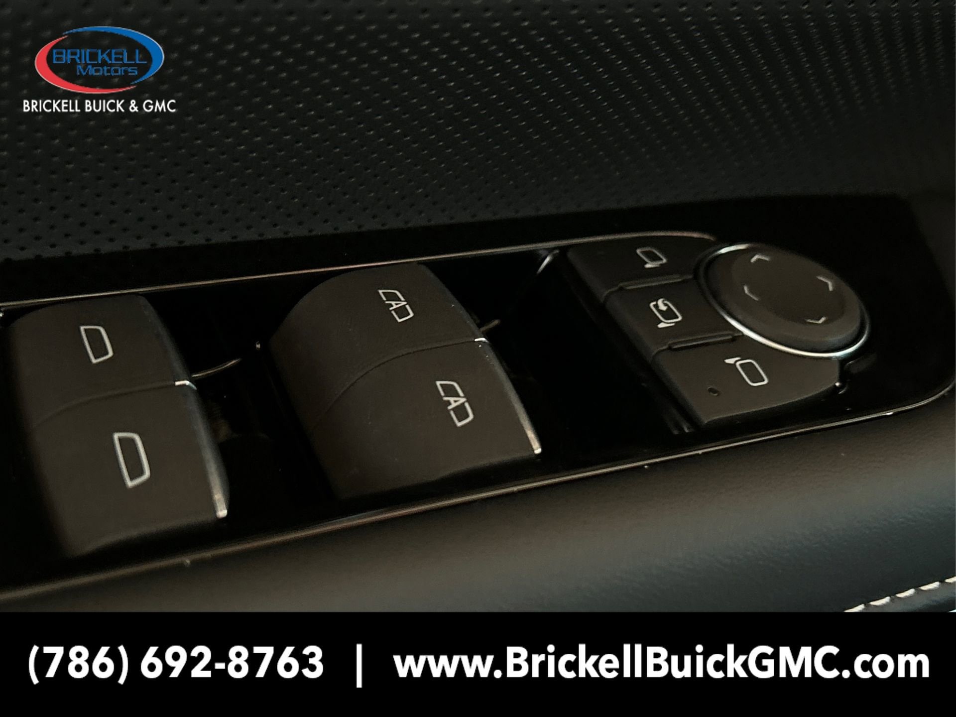 2025 GMC Sierra EV Denali - Photo 35
