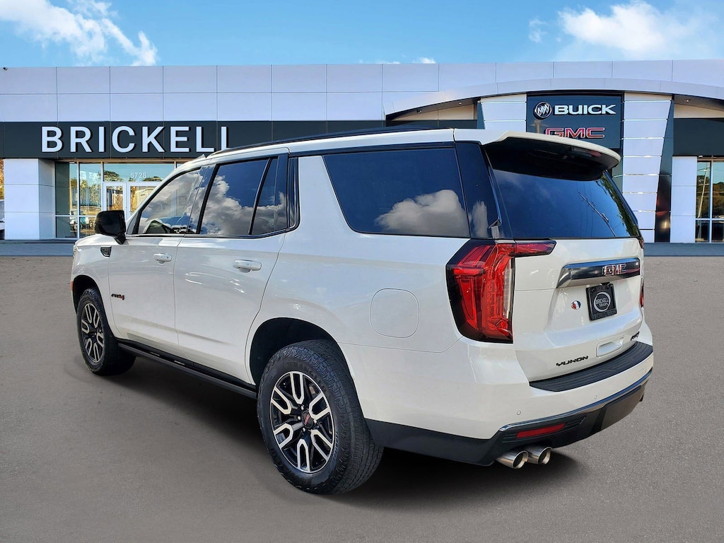Used 2024 GMC Yukon AT4 SUV