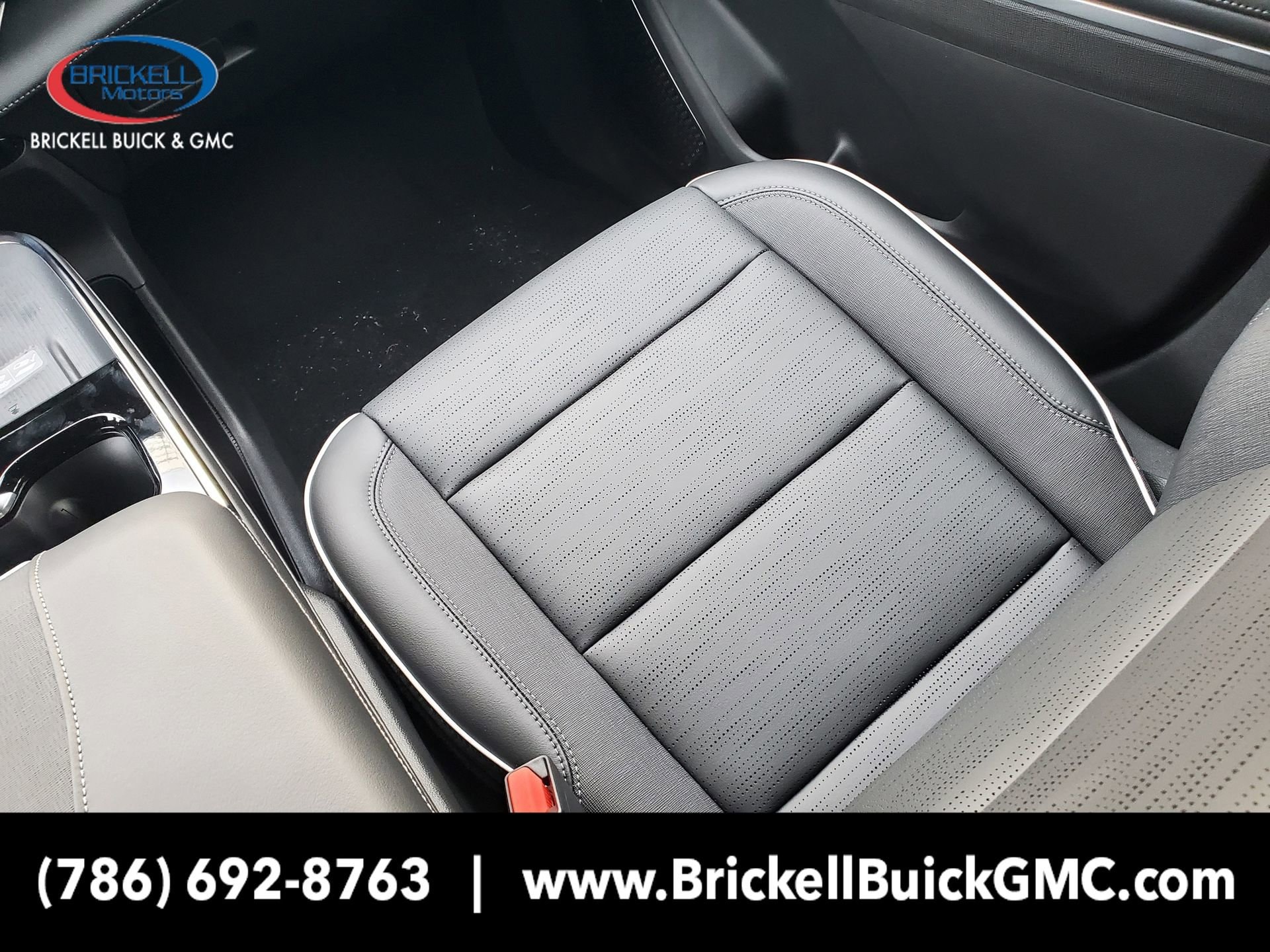 2026 Buick Enclave Sport Touring - Photo 17