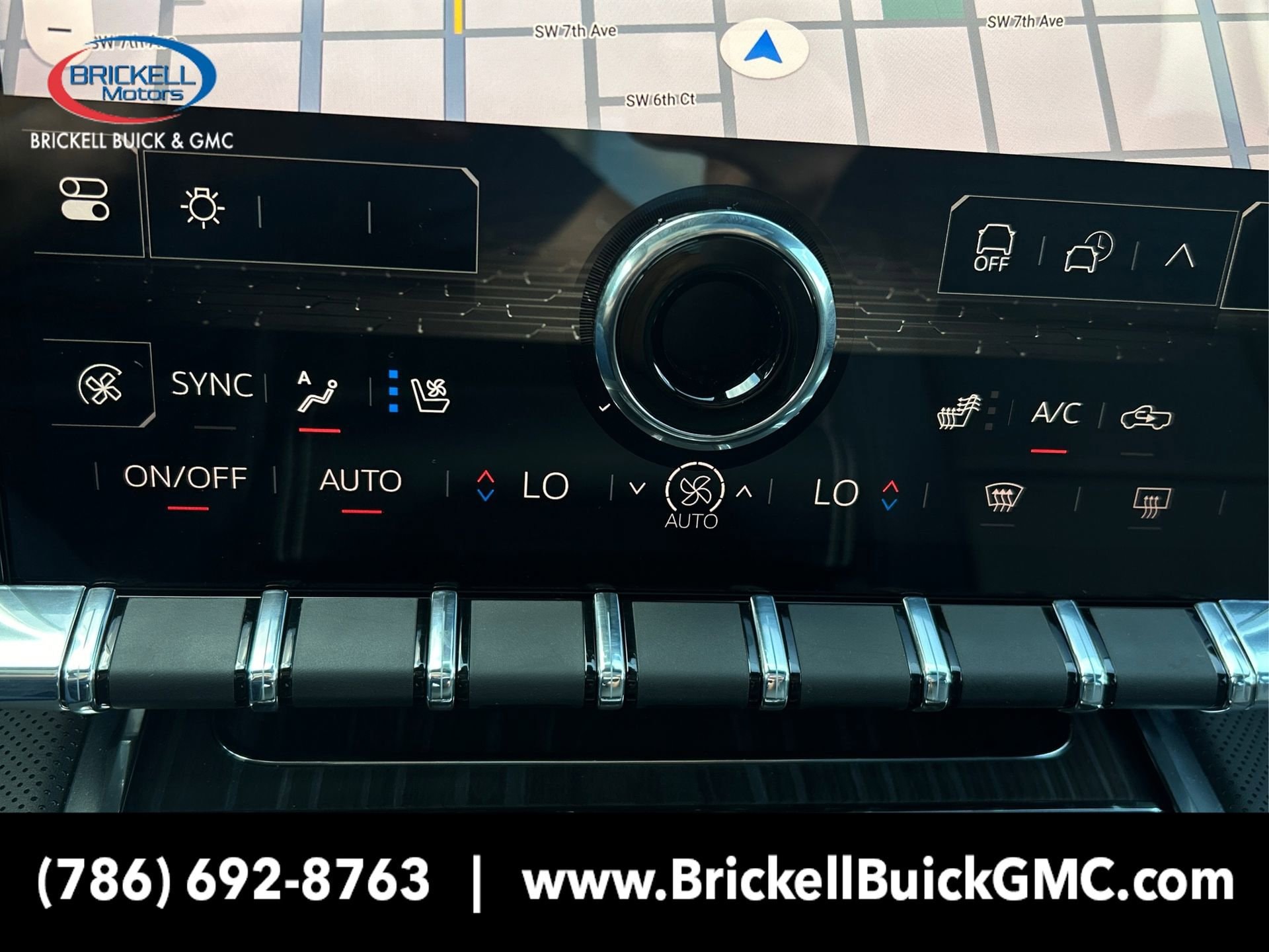2025 GMC Sierra EV Denali - Photo 27