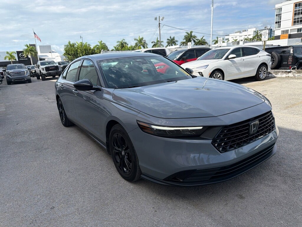 Used 2025 Honda Accord Sedan SE Sedan
