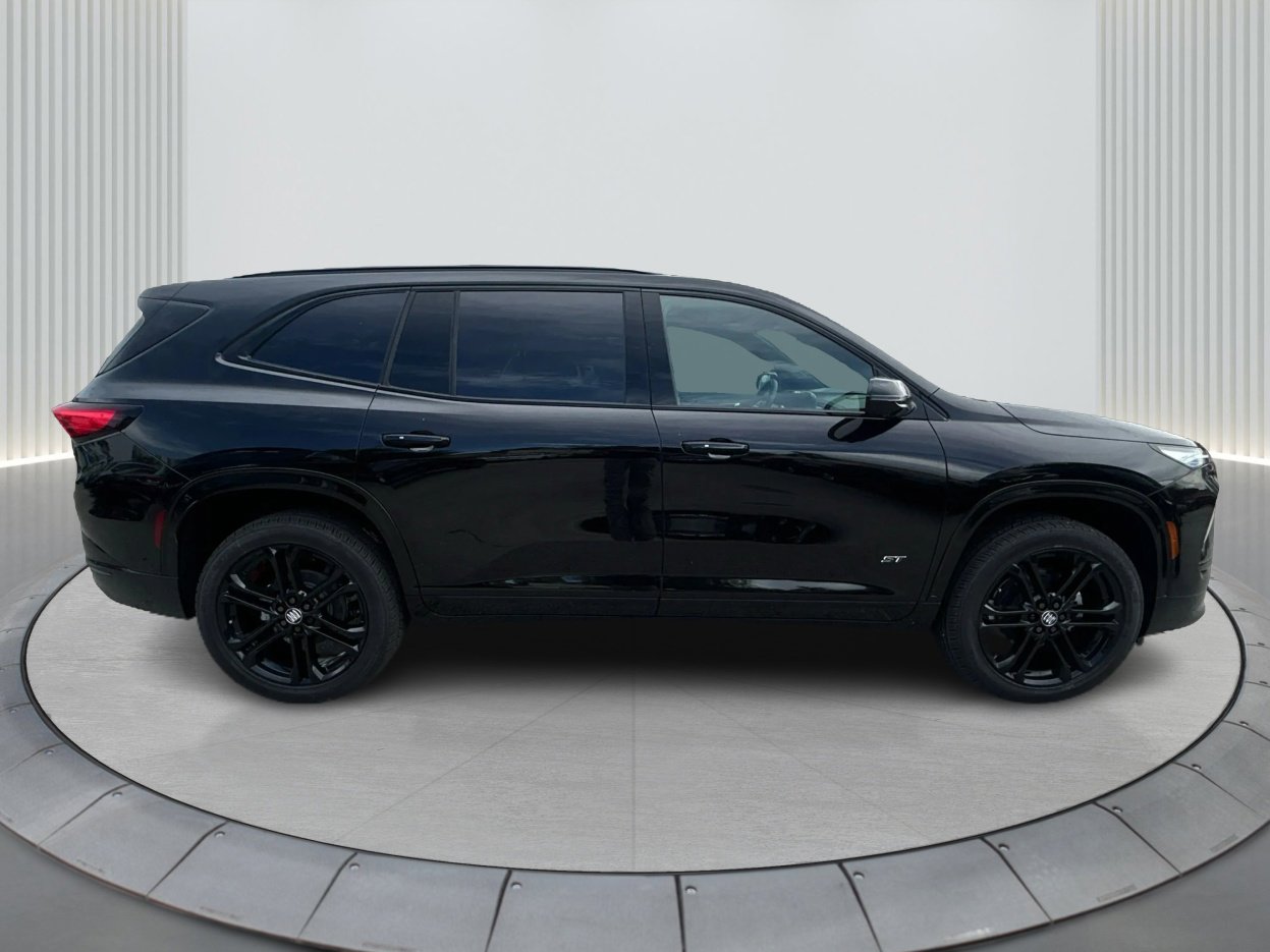 2026 Buick Enclave Sport Touring photo 4