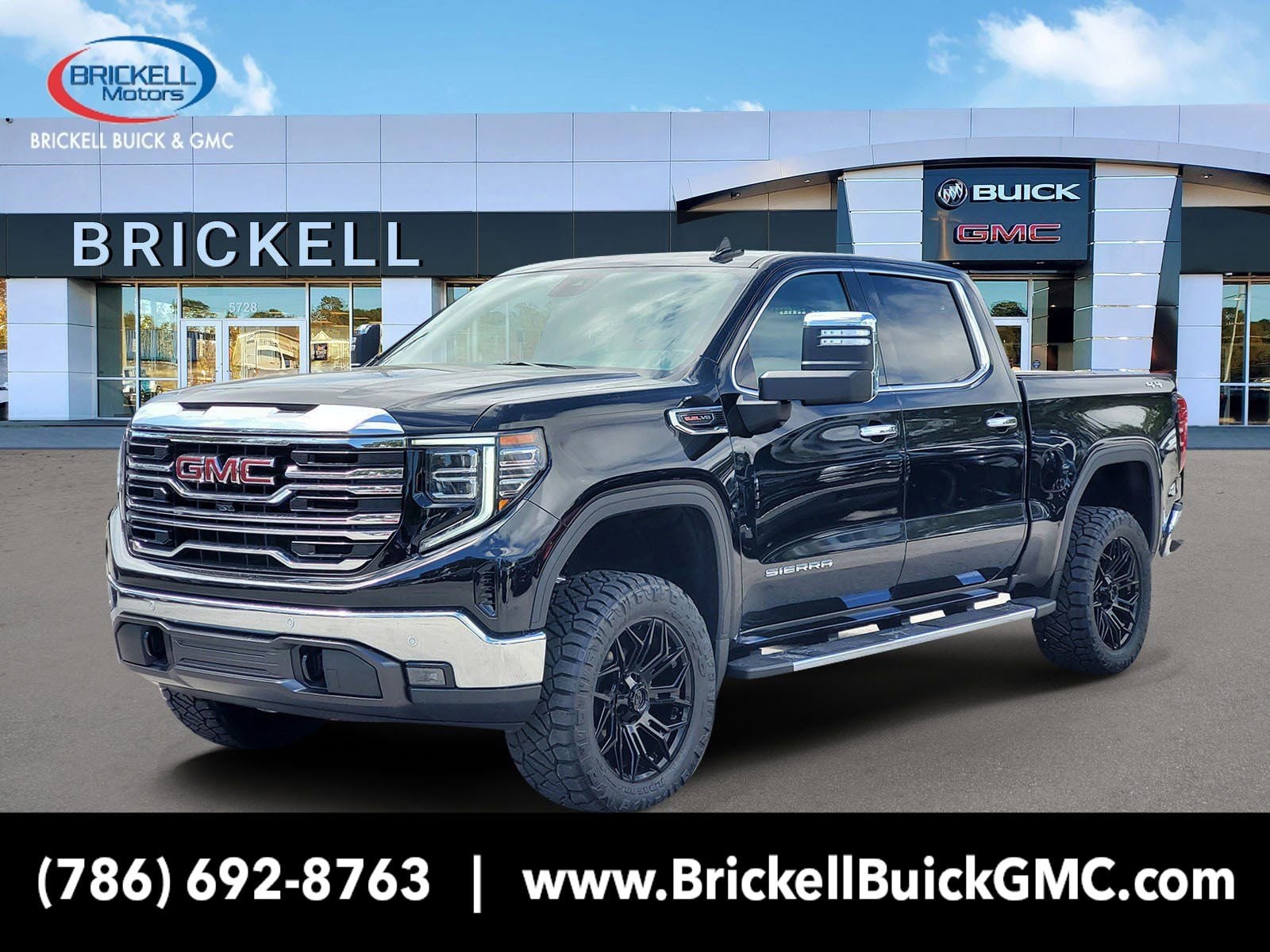 2025 GMC Sierra 4WD Crew Cab Standard Box SLT's photo