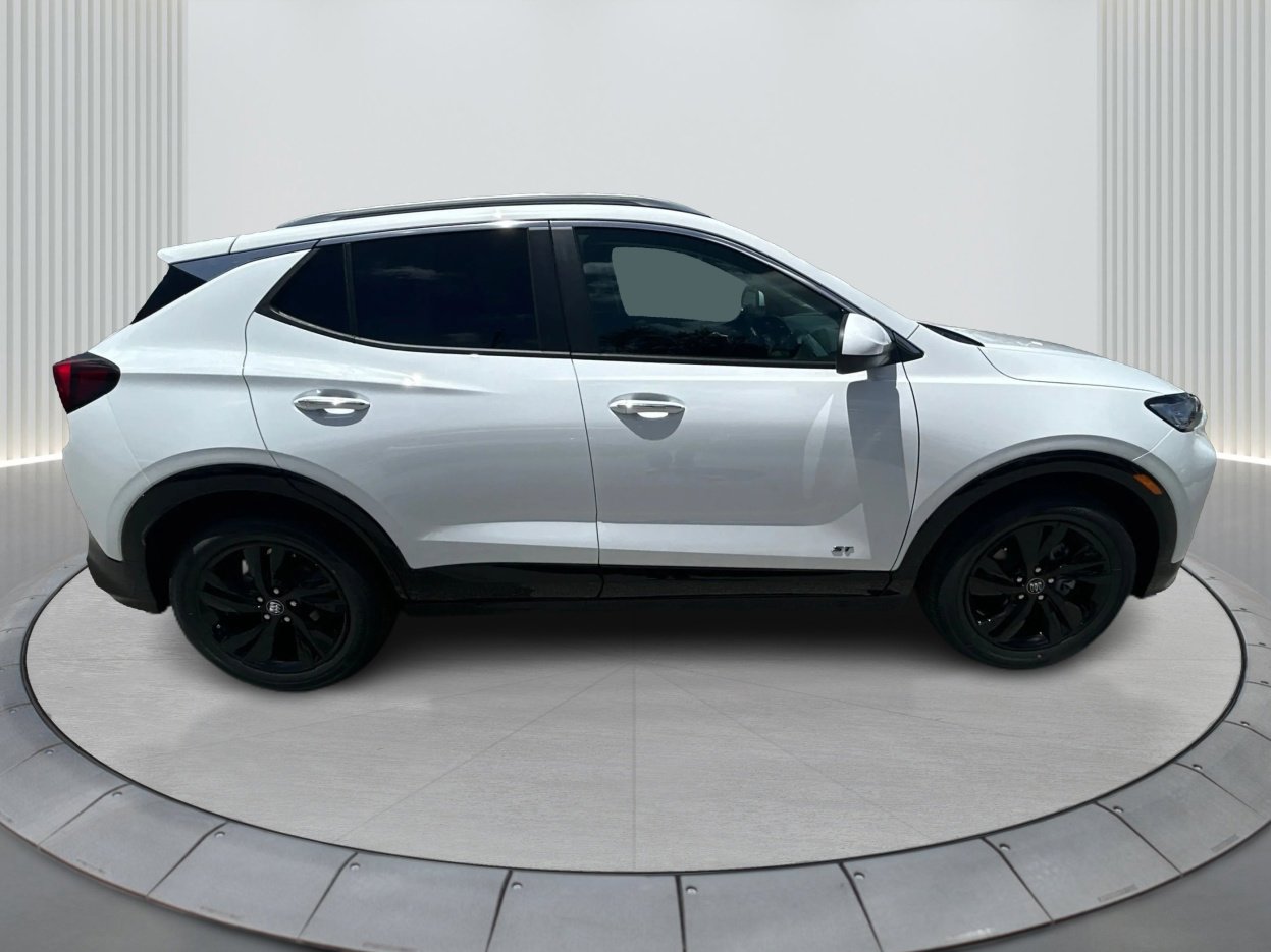 2026 Buick Encore GX Sport Touring photo 4