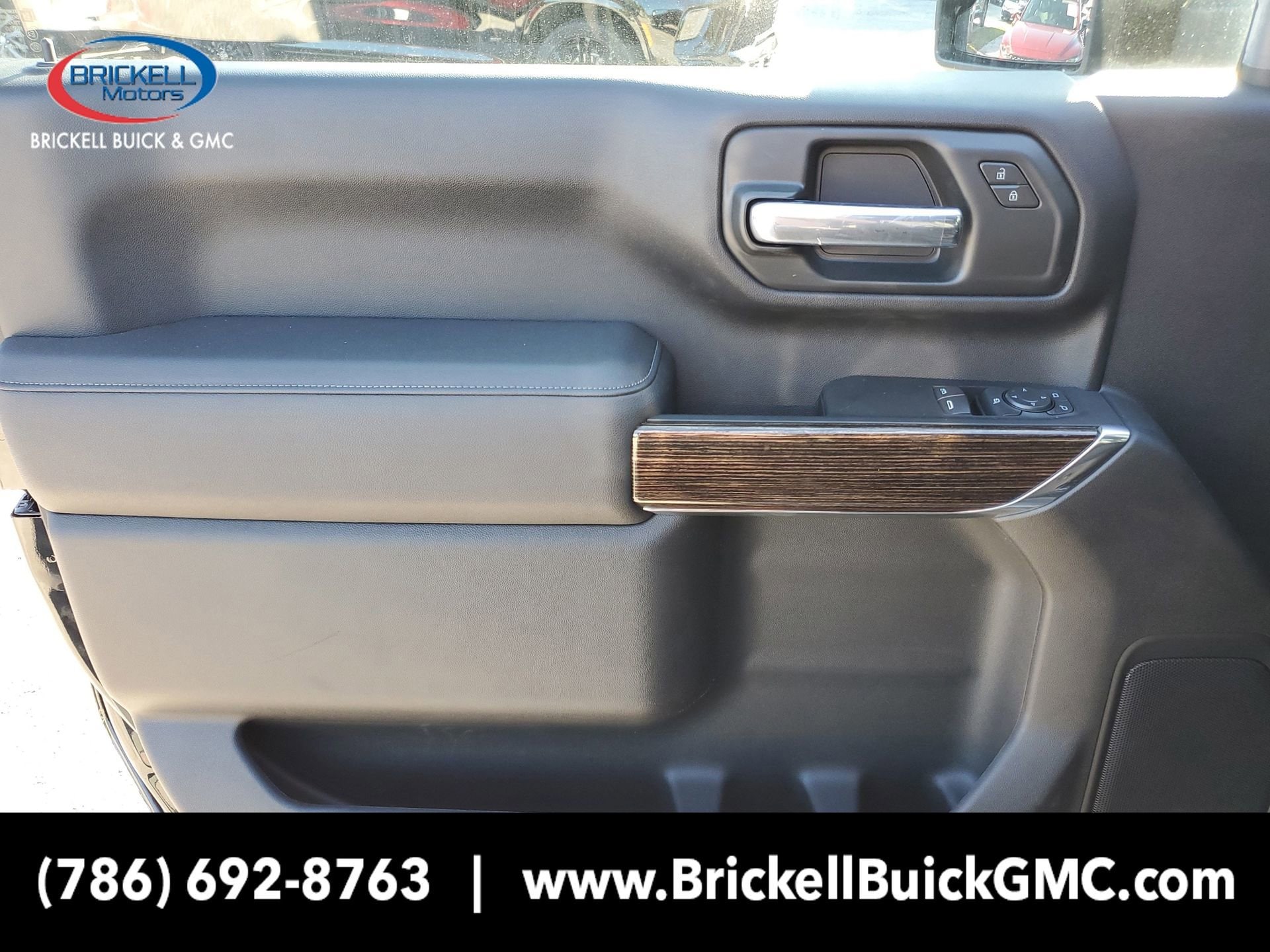 2025 GMC Sierra 2500HD SLE - Photo 9