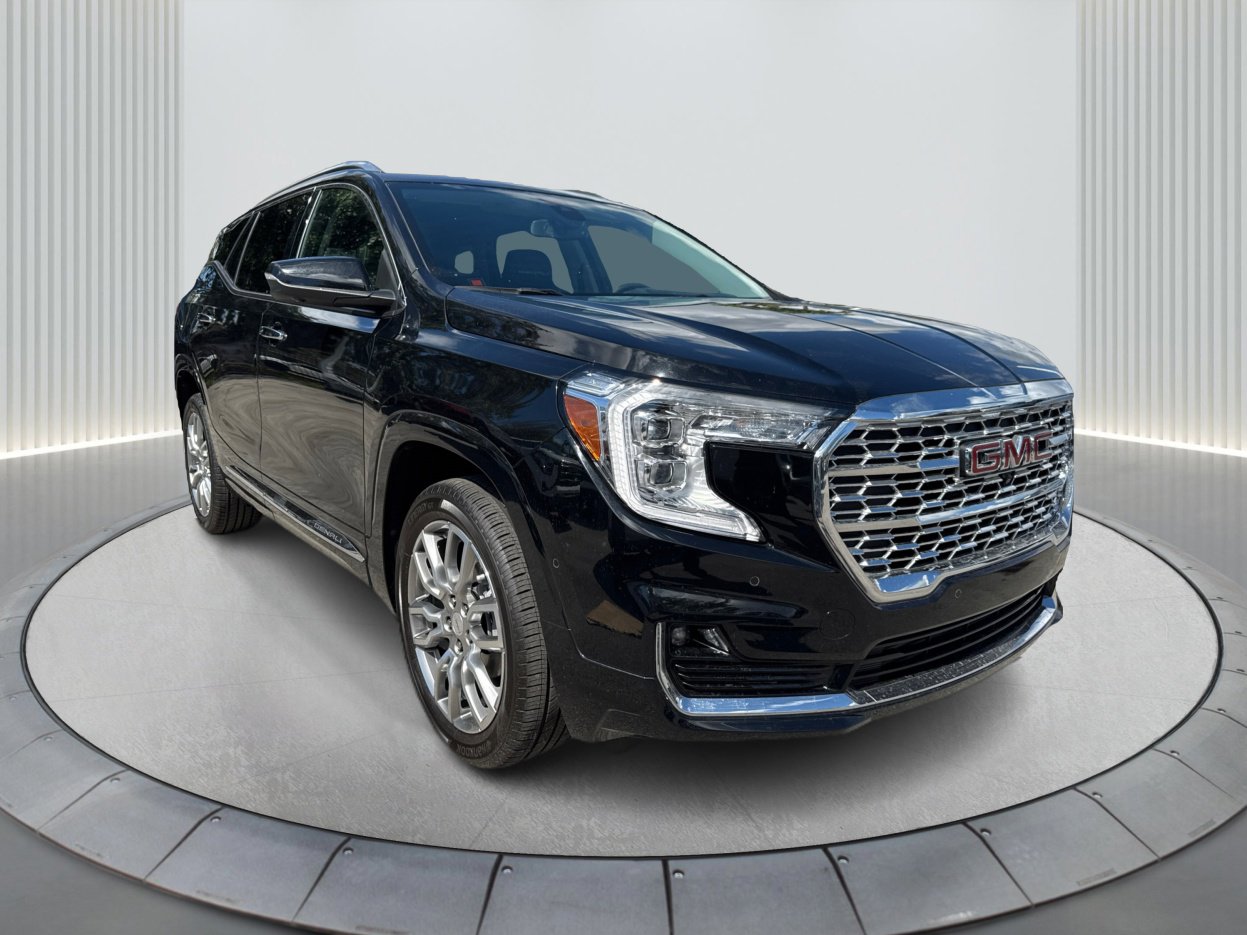 2024 Gmc Terrain Denali photo 3
