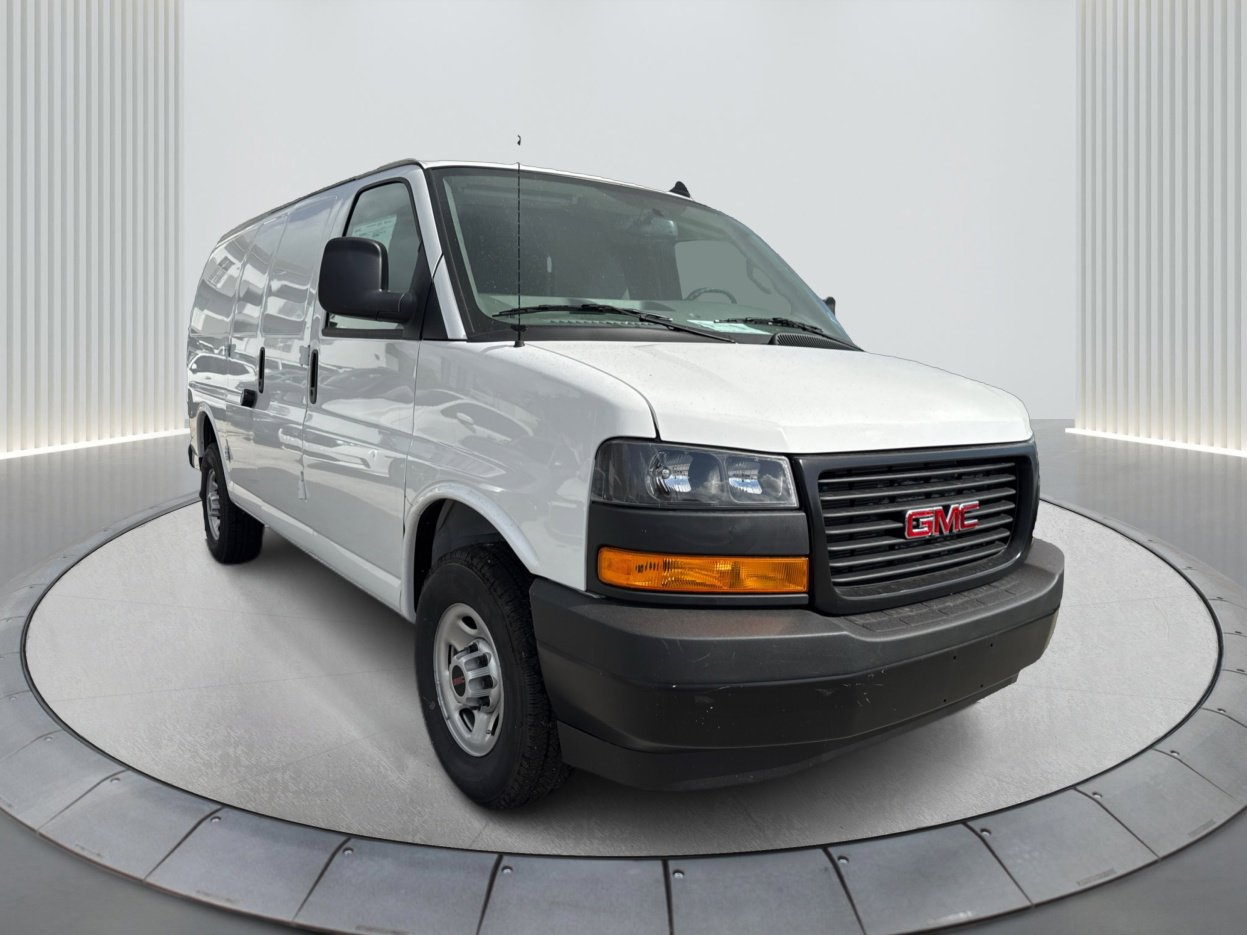 2024 Gmc Savana Cargo 2500 photo 3