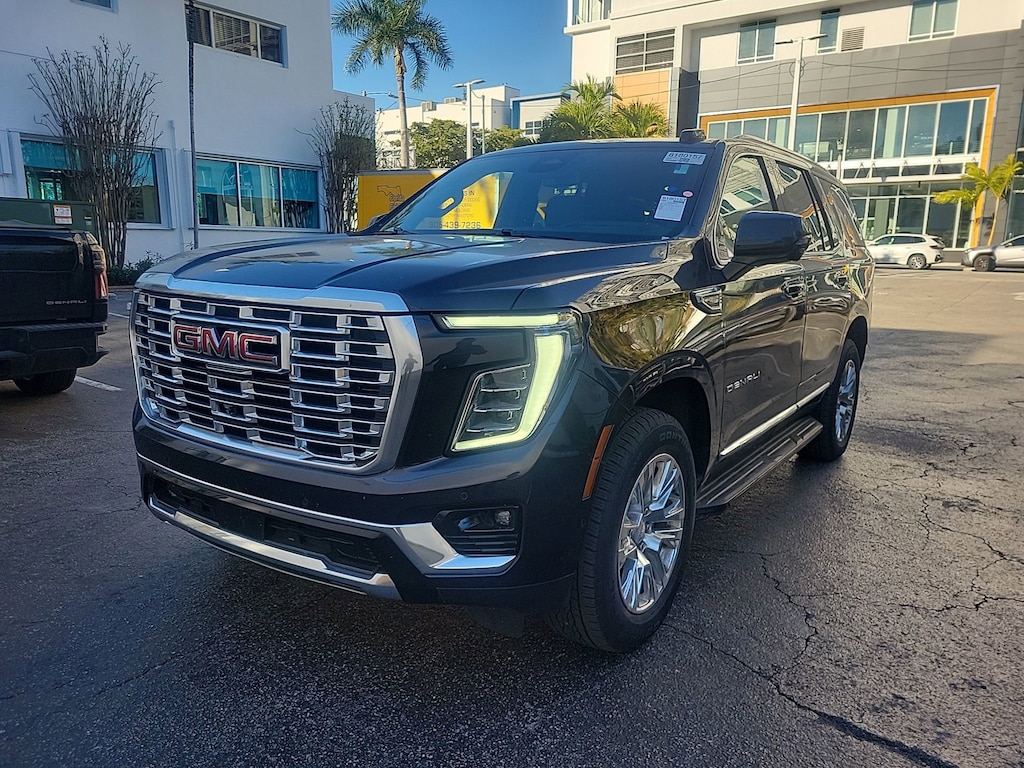 Used 2025 GMC Yukon XL Denali SUV