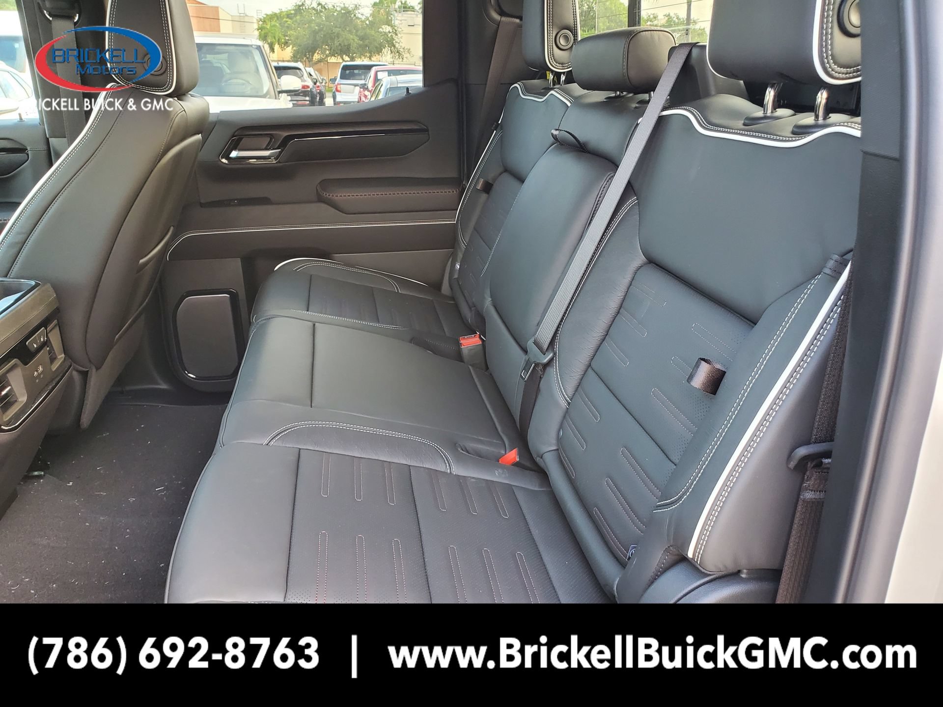 2026 GMC Sierra 1500 AT4X - Photo 11