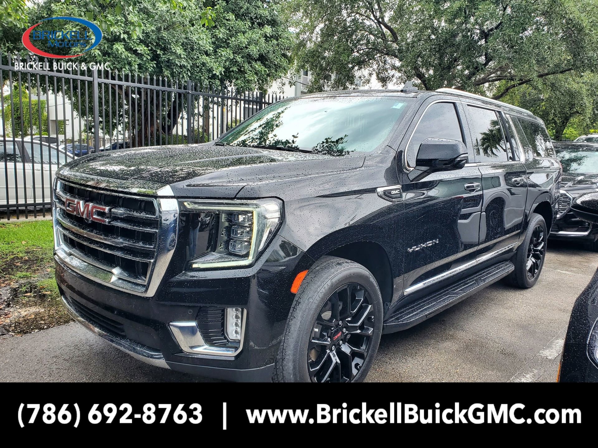 2023 GMC Yukon 4WD SLT's photo