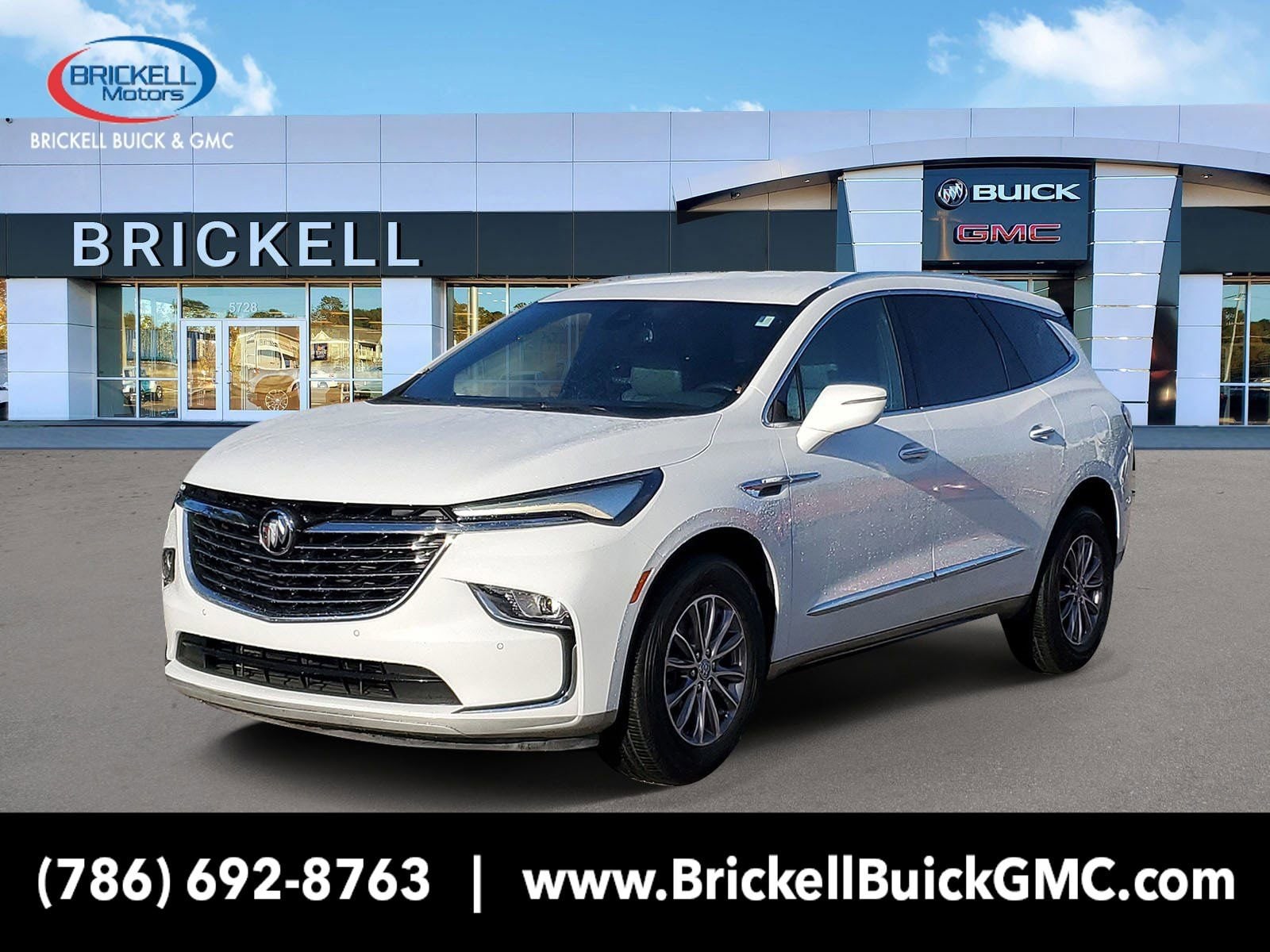 2023 Buick Enclave Essence's photo