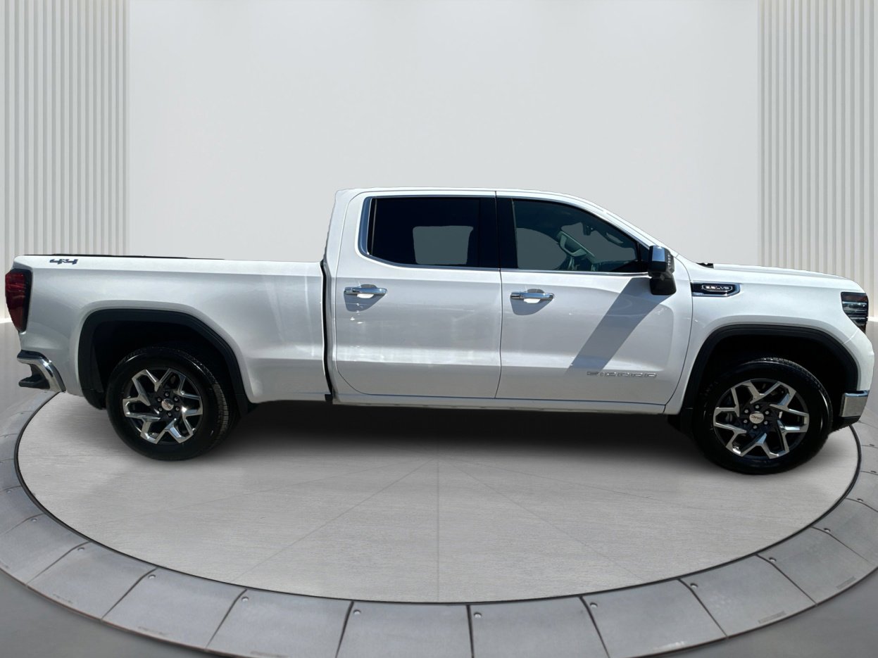 2025 Gmc Sierra 1500 SLT photo 4