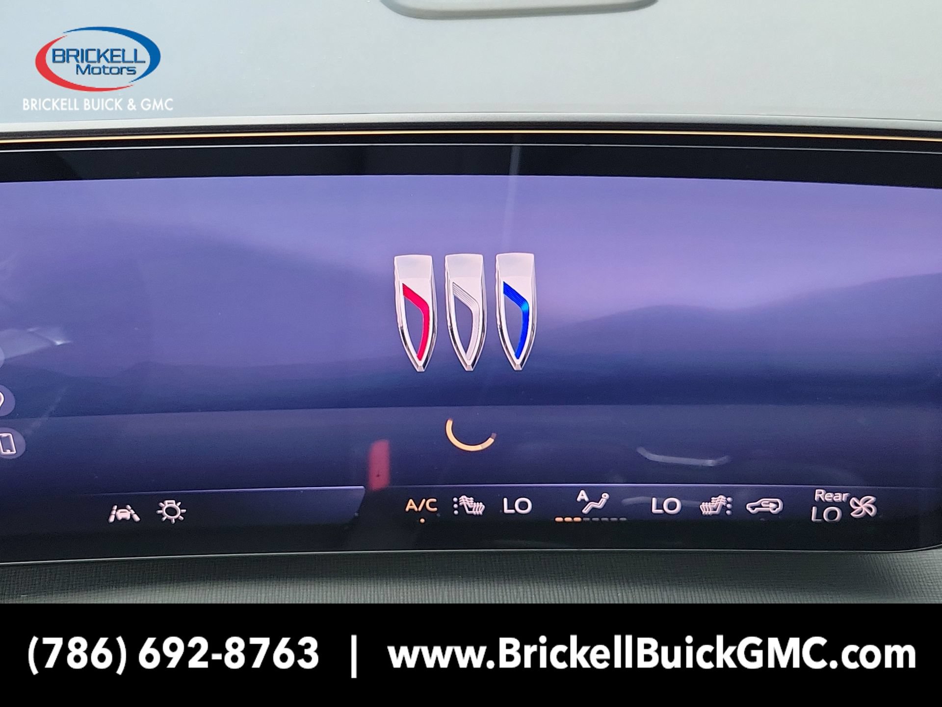 2025 Buick Enclave Sport Touring - Photo 16