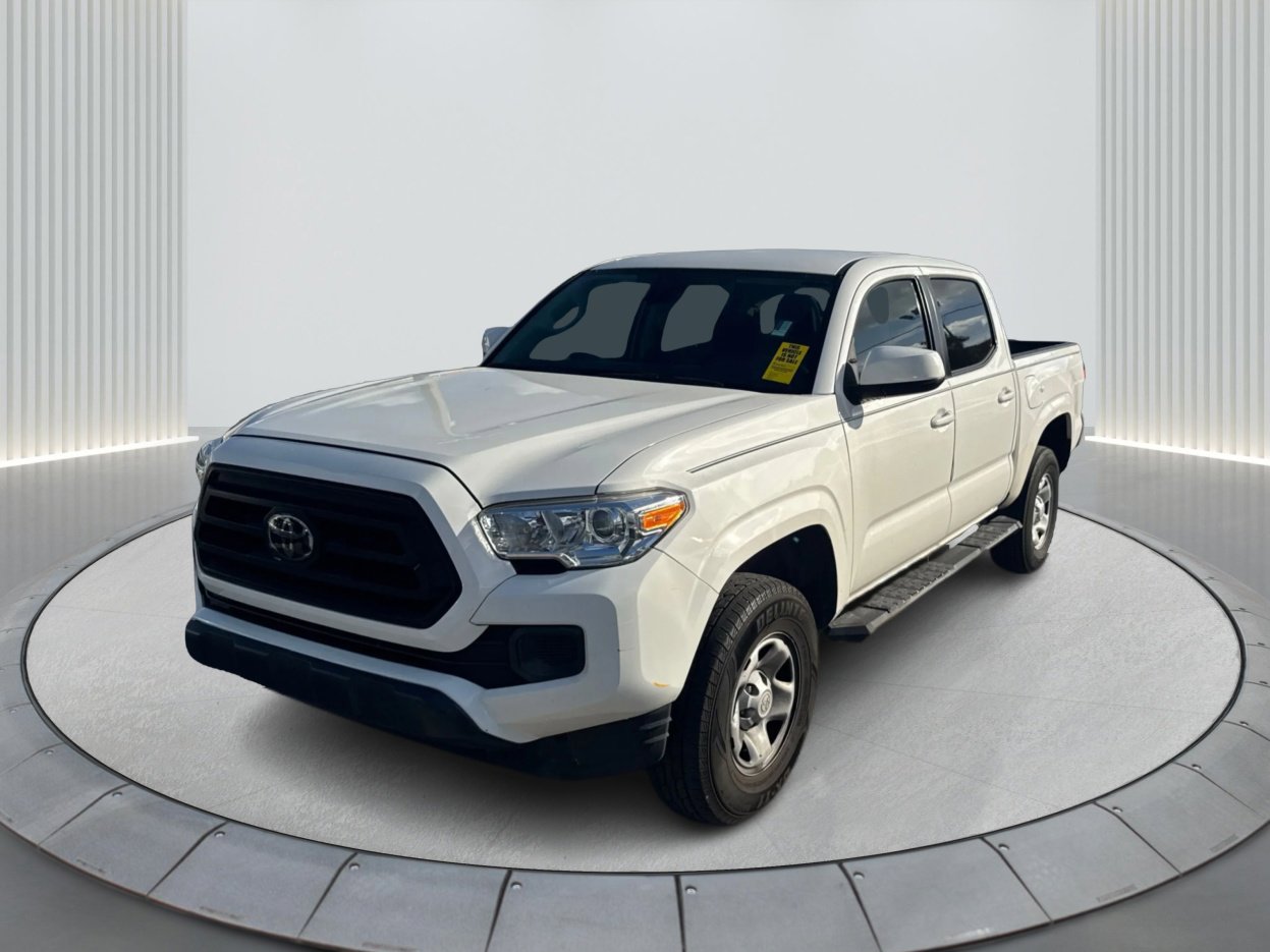 2020 Toyota Tacoma SR's photo