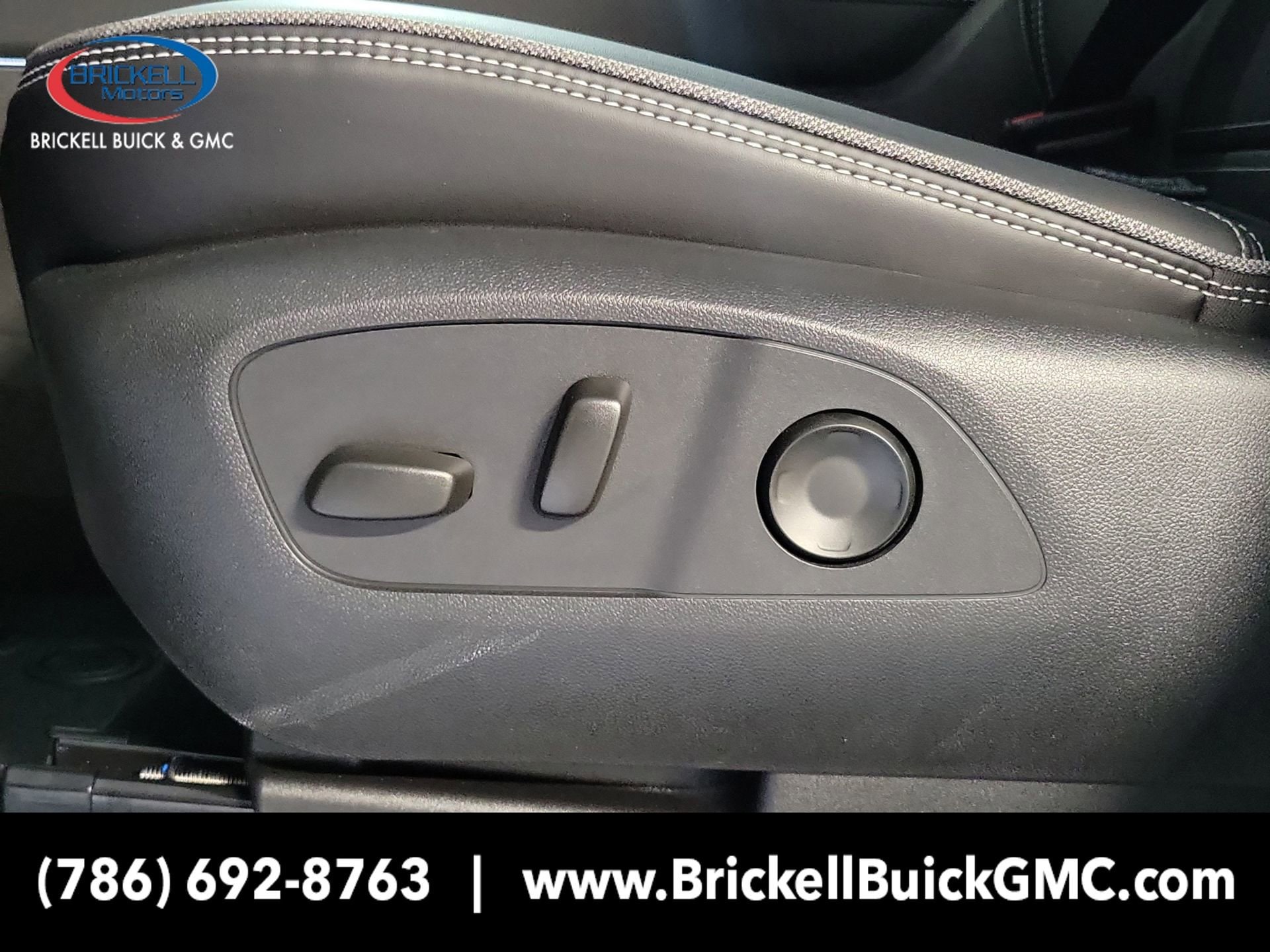 2025 GMC Sierra EV Denali - Photo 16