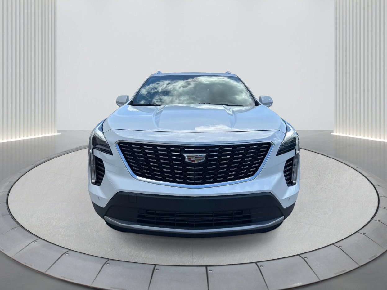 2019 Cadillac XT4 Premium Luxury photo 2