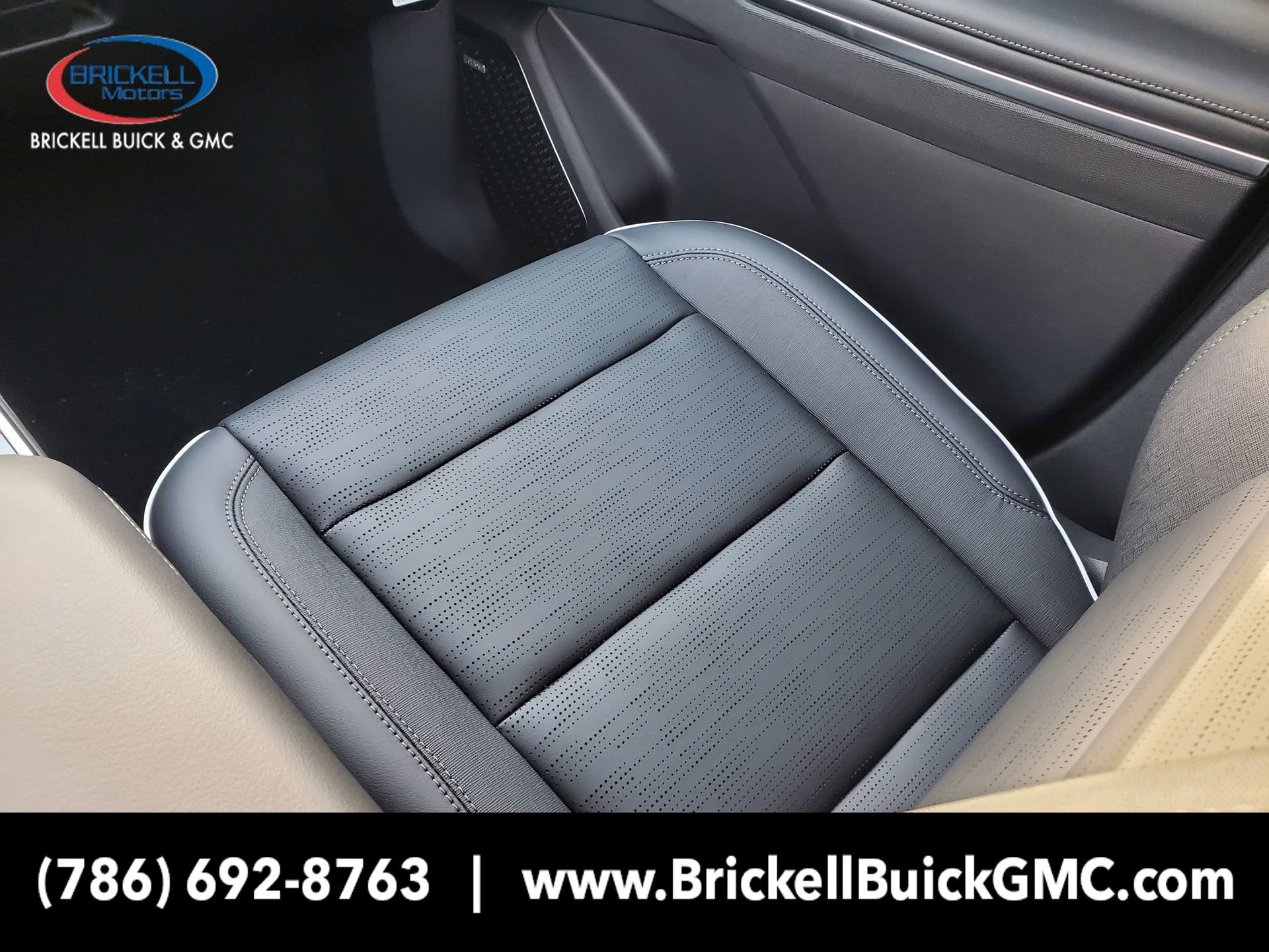 2026 Buick Enclave Sport Touring - Photo 17