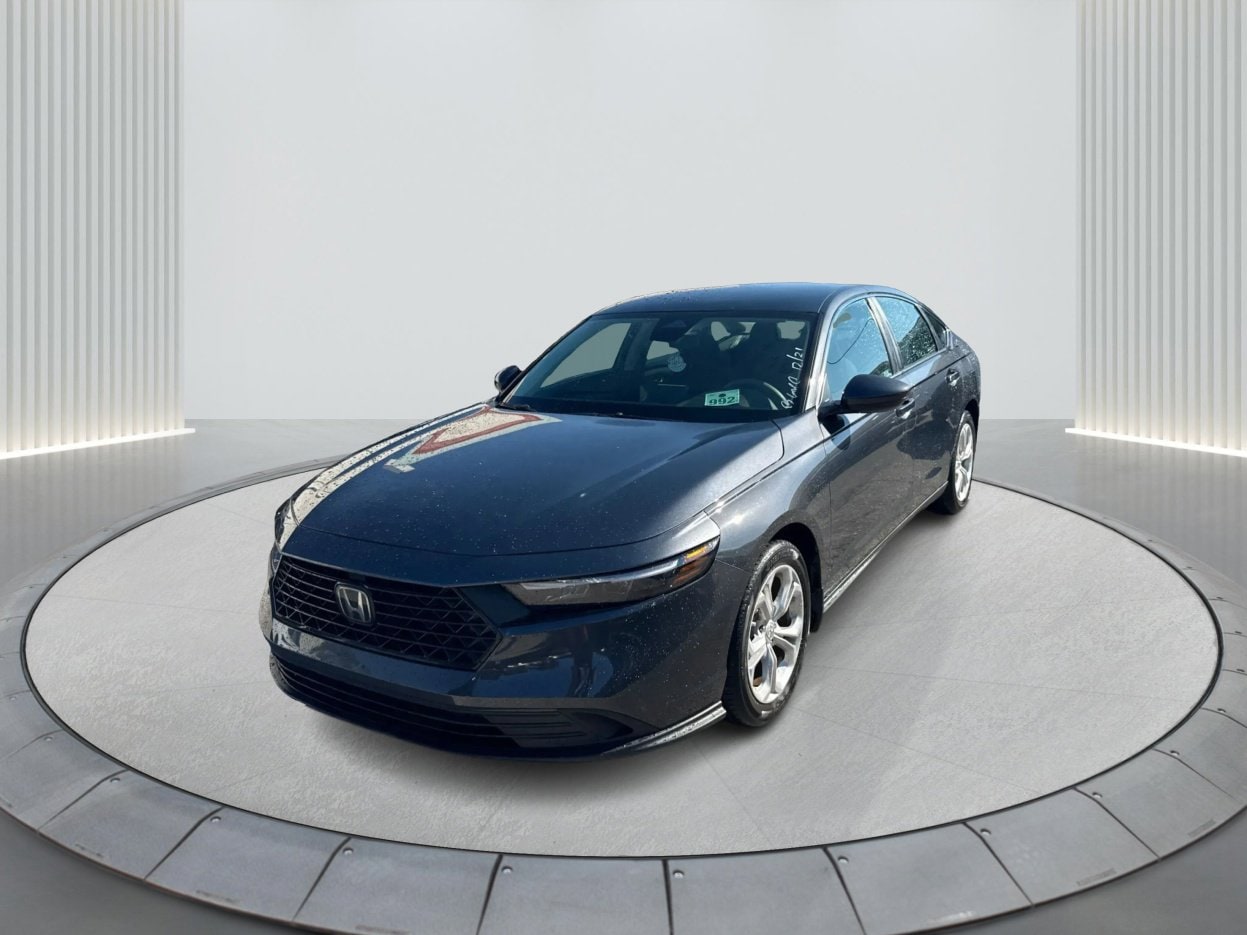 2023 Honda Accord LX's photo