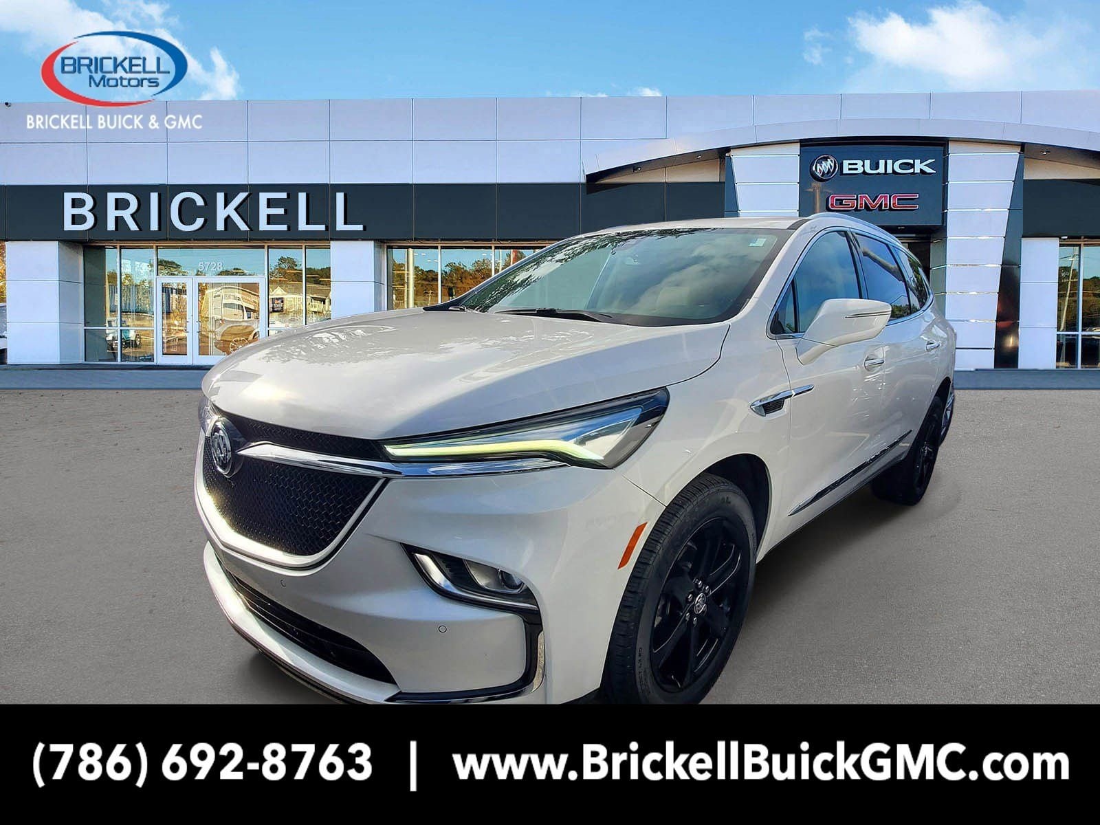 2024 Buick Enclave Essence's photo