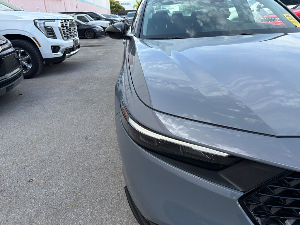 Used 2025 Honda Accord Sedan SE Sedan