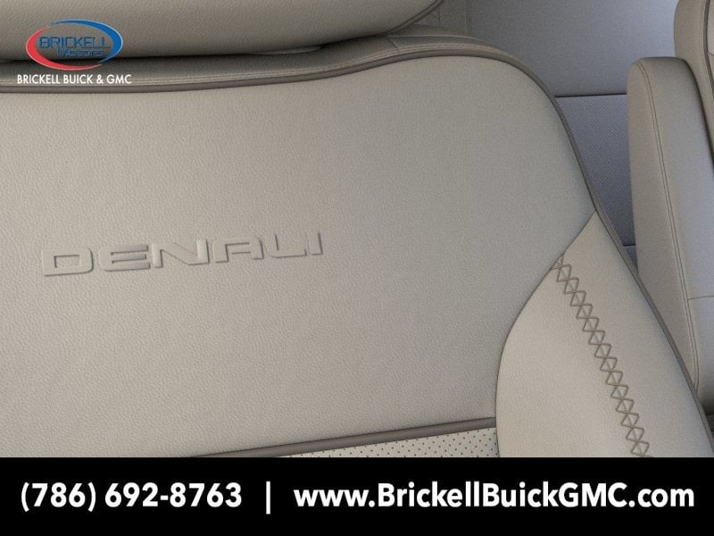 2026 GMC Yukon Denali - Photo 21
