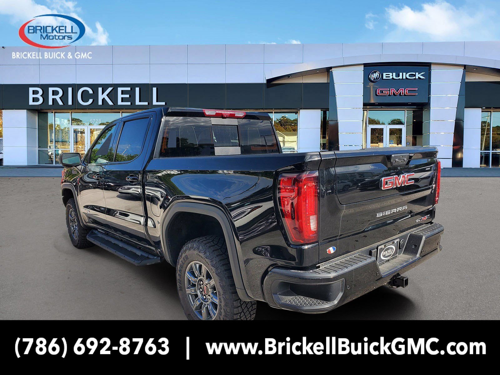 2026 GMC Sierra 1500 AT4X - Photo 4