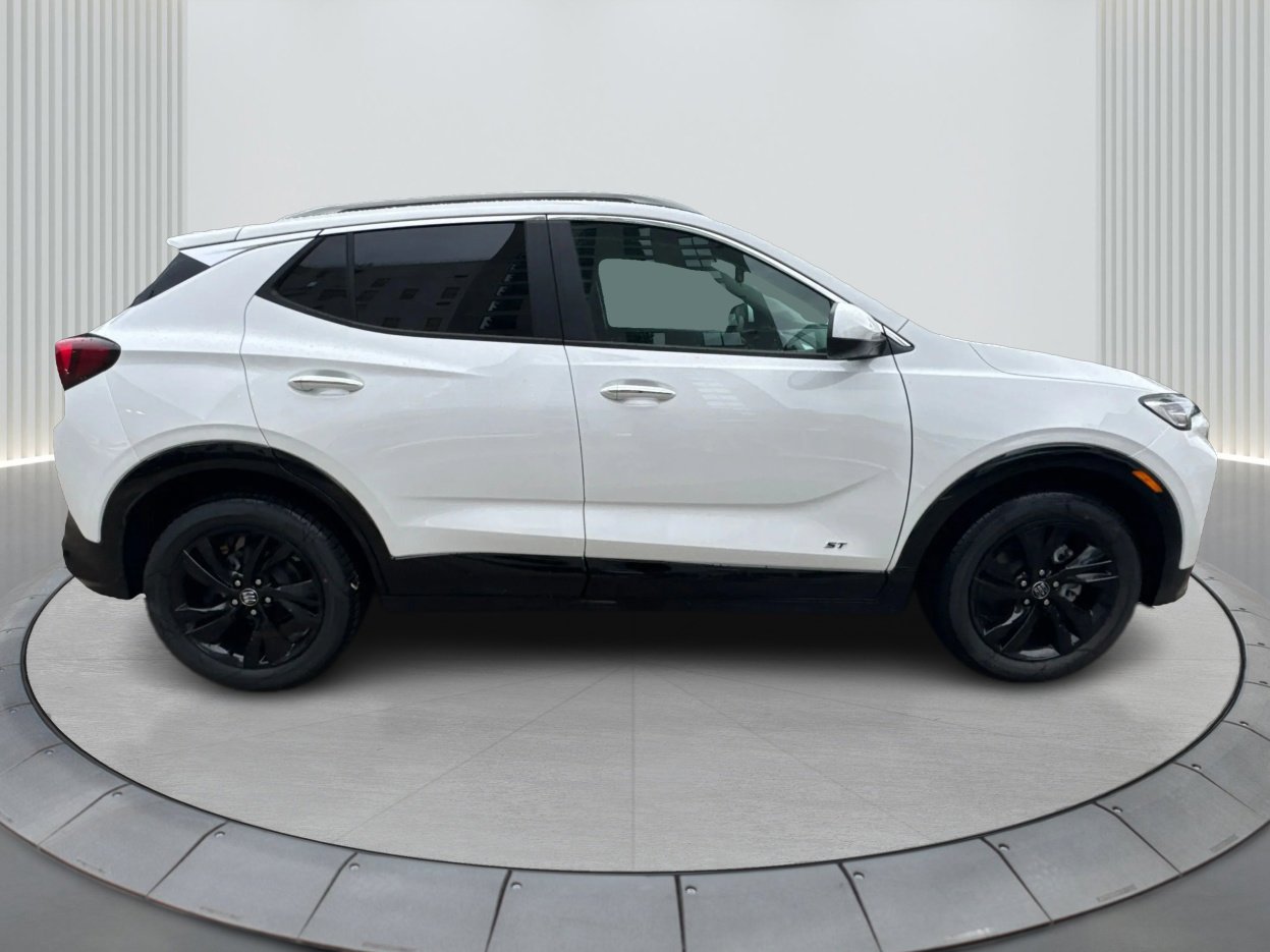 2026 Buick Encore GX Sport Touring photo 4