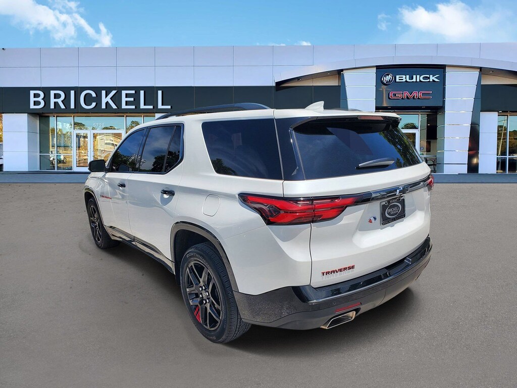 Used 2023 Chevrolet Traverse Premier SUV