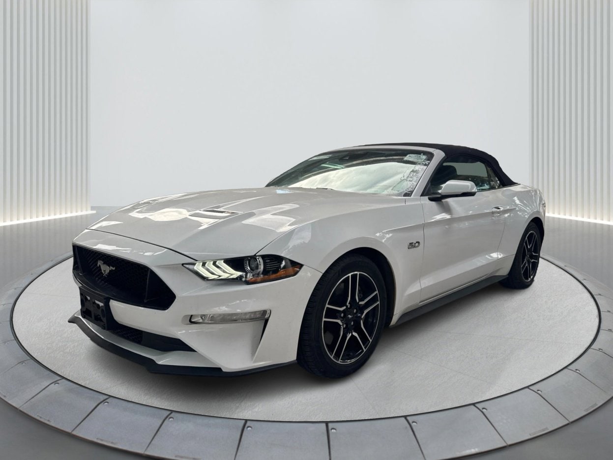 2022 Ford Mustang GT Premium's photo