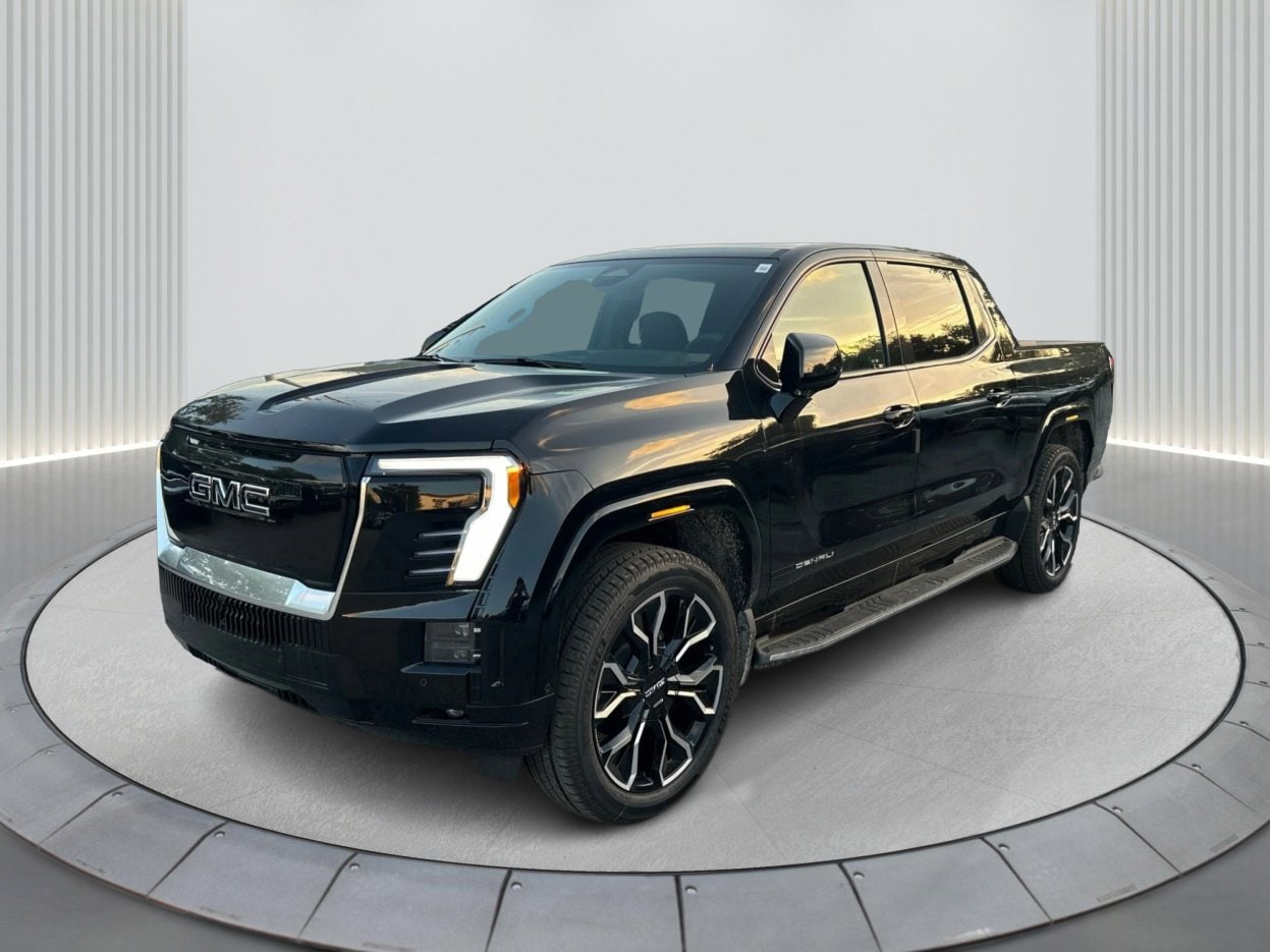 2025 GMC Sierra EV Denali's photo