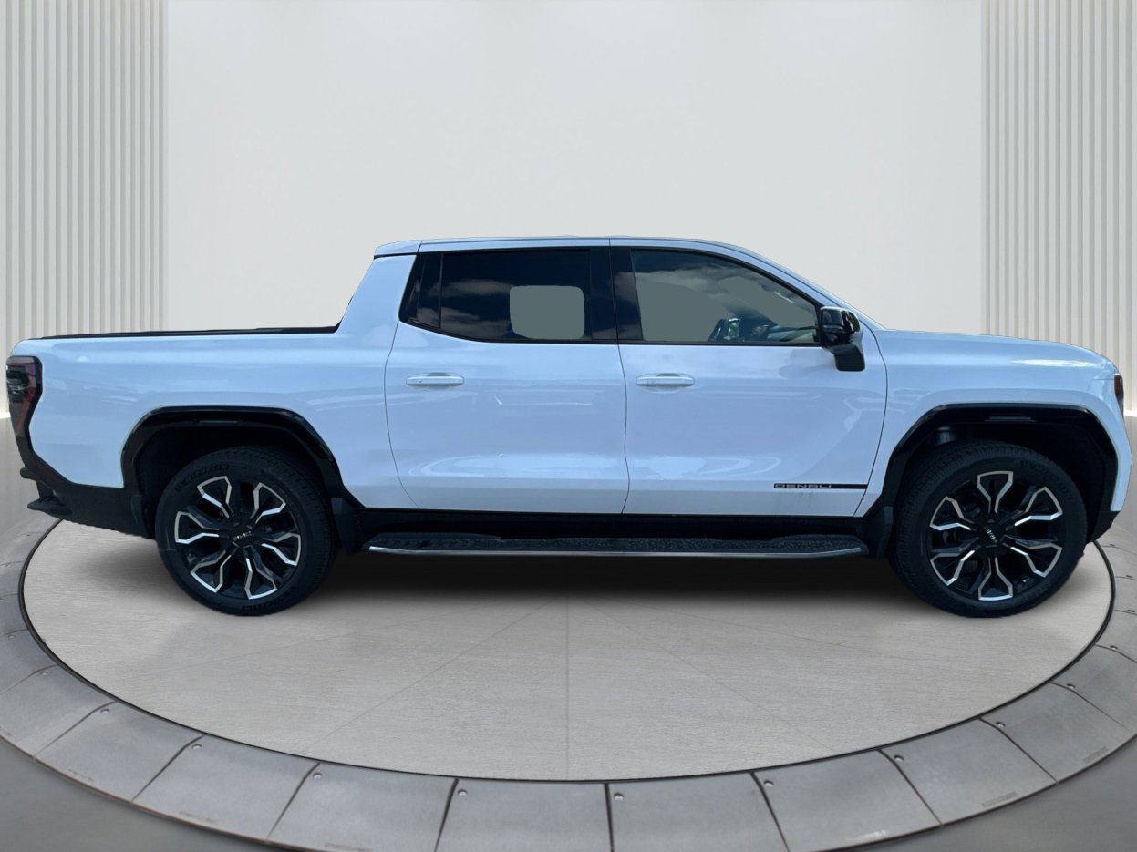 2025 Gmc Sierra EV Denali photo 4