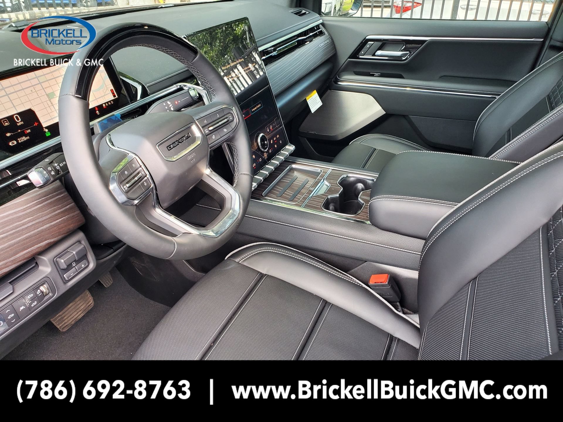 2025 GMC Sierra EV Denali - Photo 19